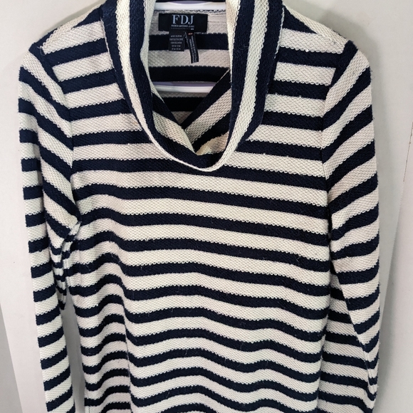FDJ funnel cowl embellished pullover tunic sweater women's medium navy/white - Picture 1 of 8